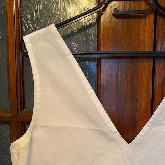 COS white sleeveless blouse - Picture 2 of 4